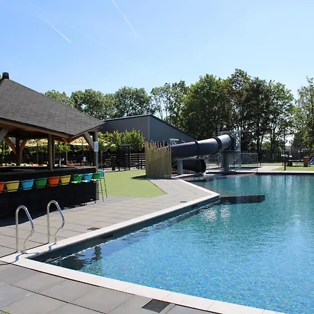 On The Recreational And The Veluwe Chalet Lathum