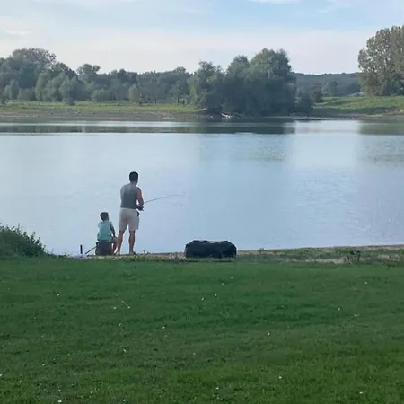 Chalet On The Recreational And The Veluwe Lathum